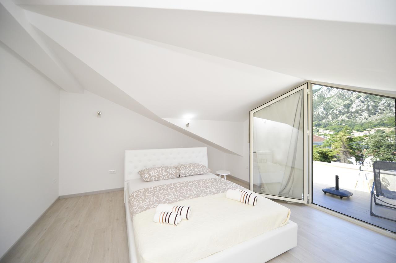 P&I Apartments Jadranska 74,Dobrota 科托尔 外观 照片